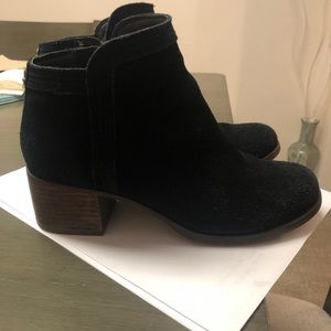 Koolaburra Thia Booties Size 6.5